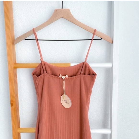 Camila Coelho Claudia Midi Dress in Rose Ribbed Jersey Adjustable Shoulders NWT - Picture 4 of 11